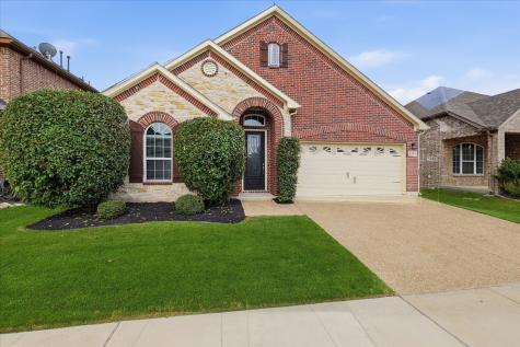 1513 Habersham Street Aubrey TX 76227
