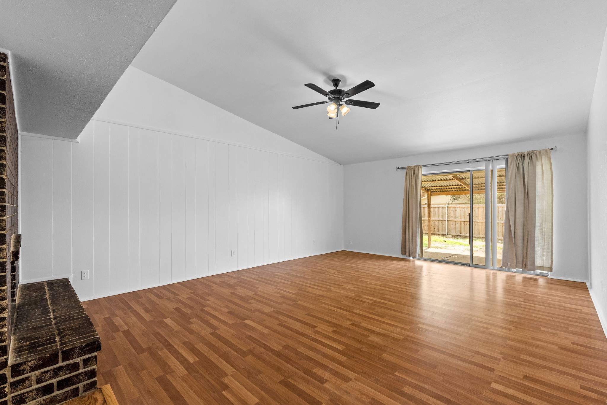 2918 Pinewood Drive Garland TX 75044