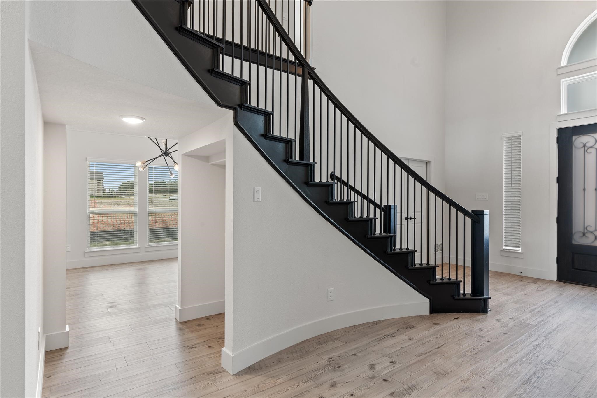 704 S Hidden Lakes Drive Desoto TX 75115