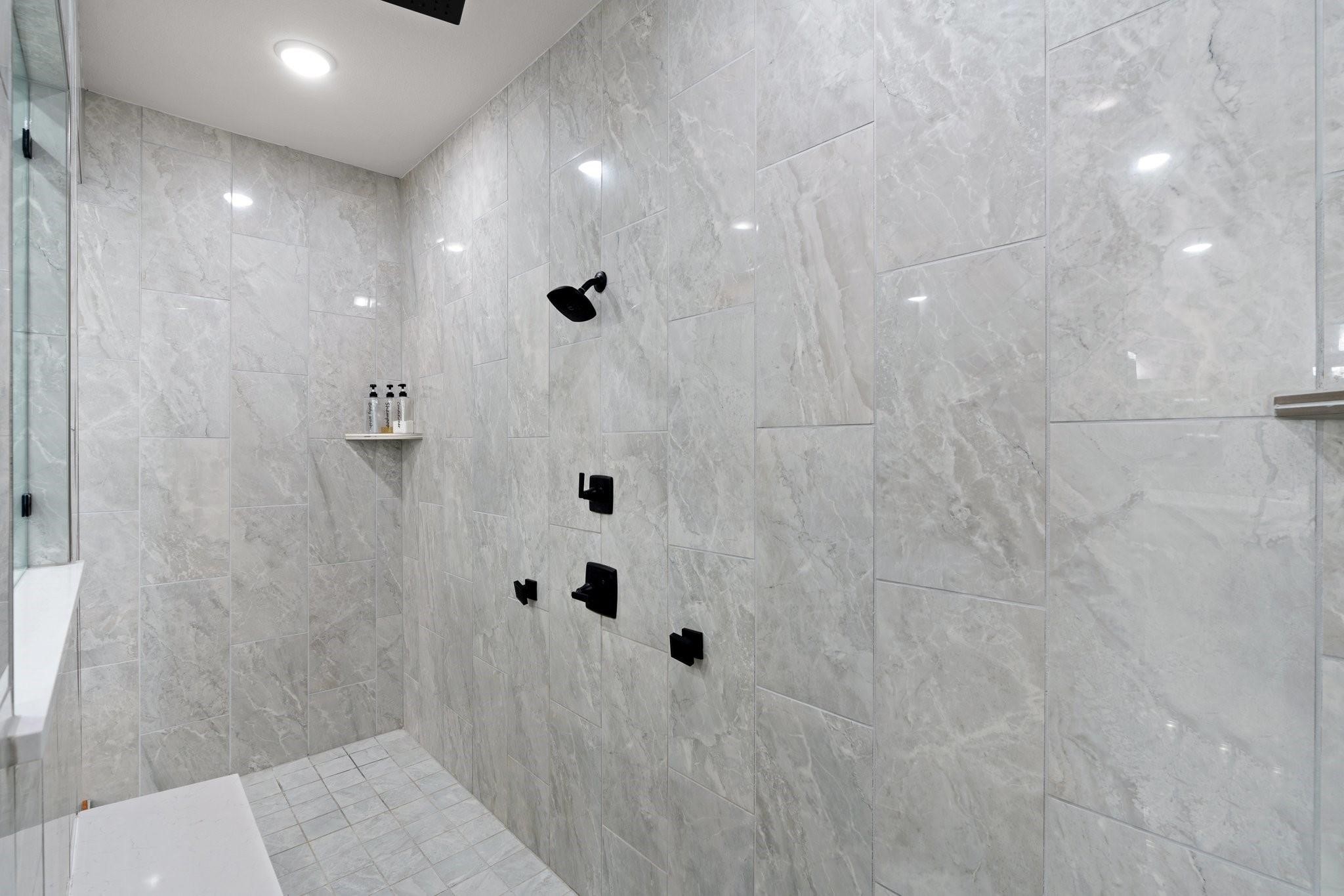 704 S Hidden Lakes Drive Desoto TX 75115