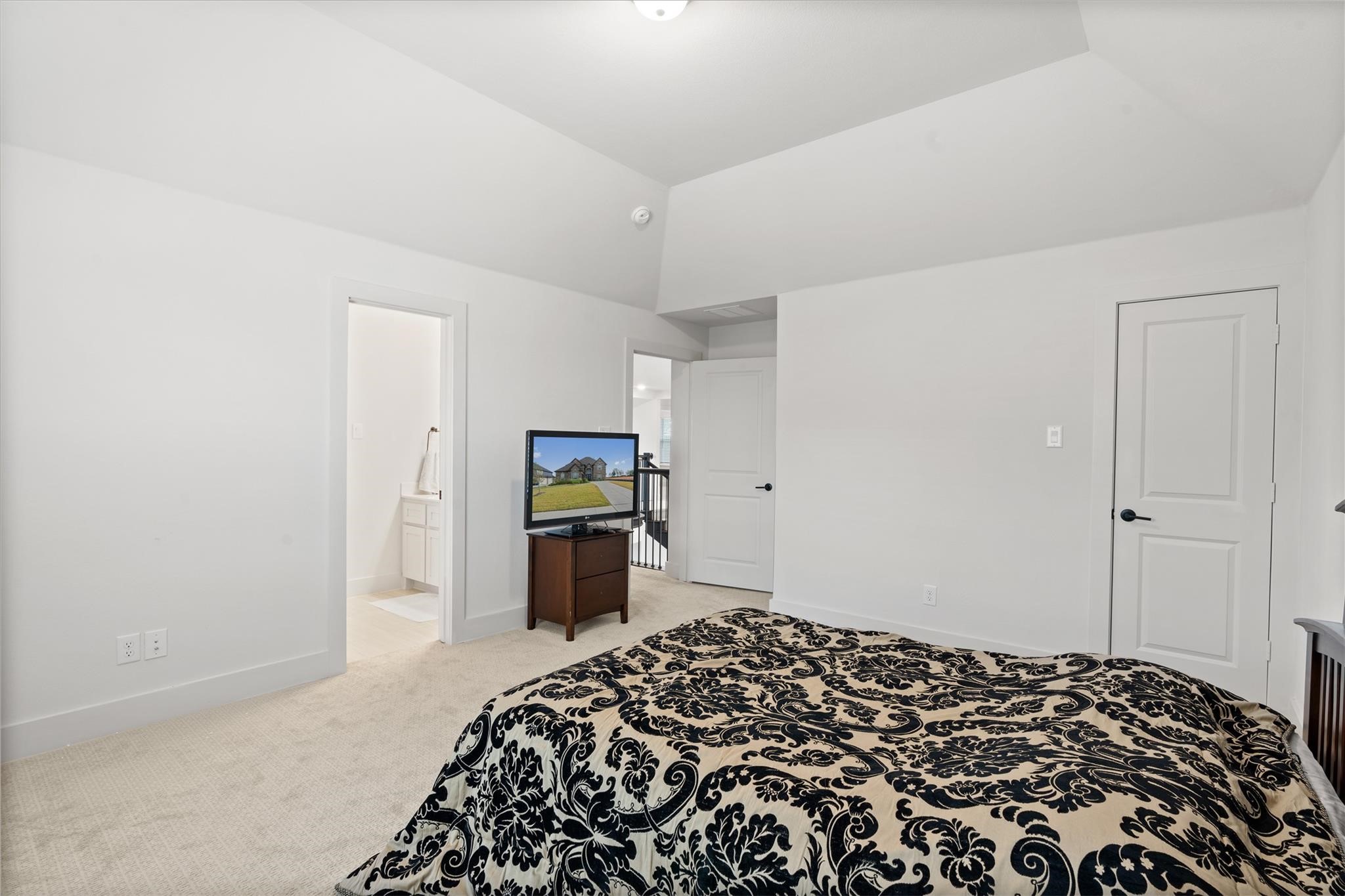 704 S Hidden Lakes Drive Desoto TX 75115