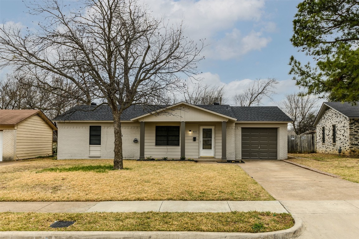 611 Crane Drive Euless TX 76039