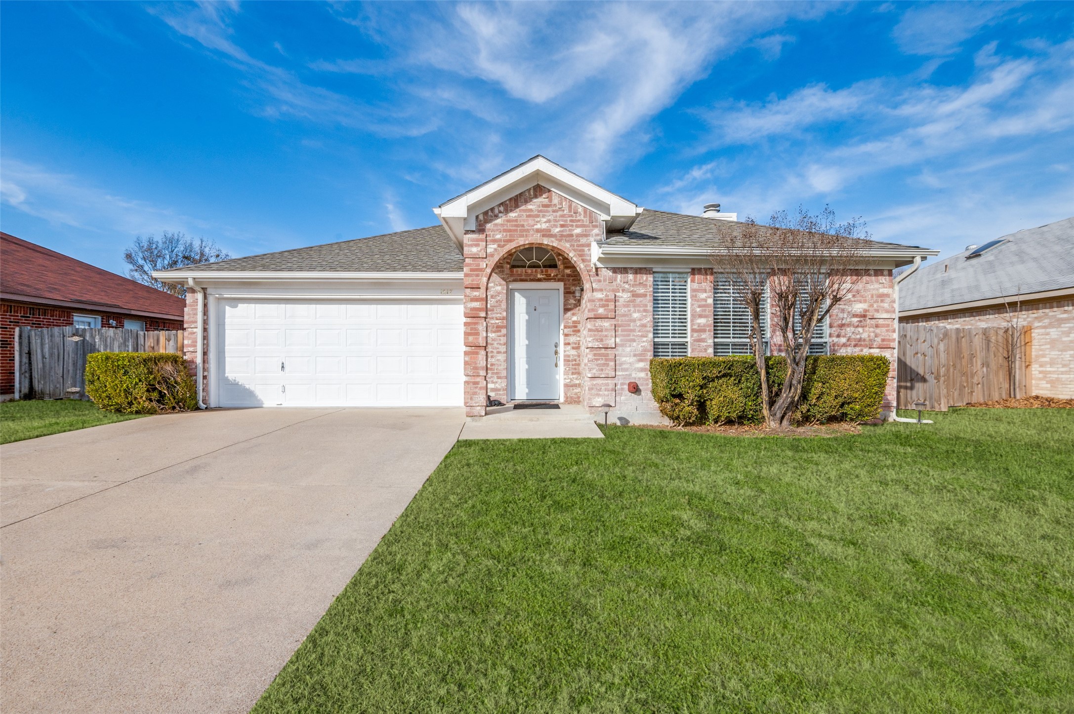 1217 Brookvalley Drive Arlington TX 76018