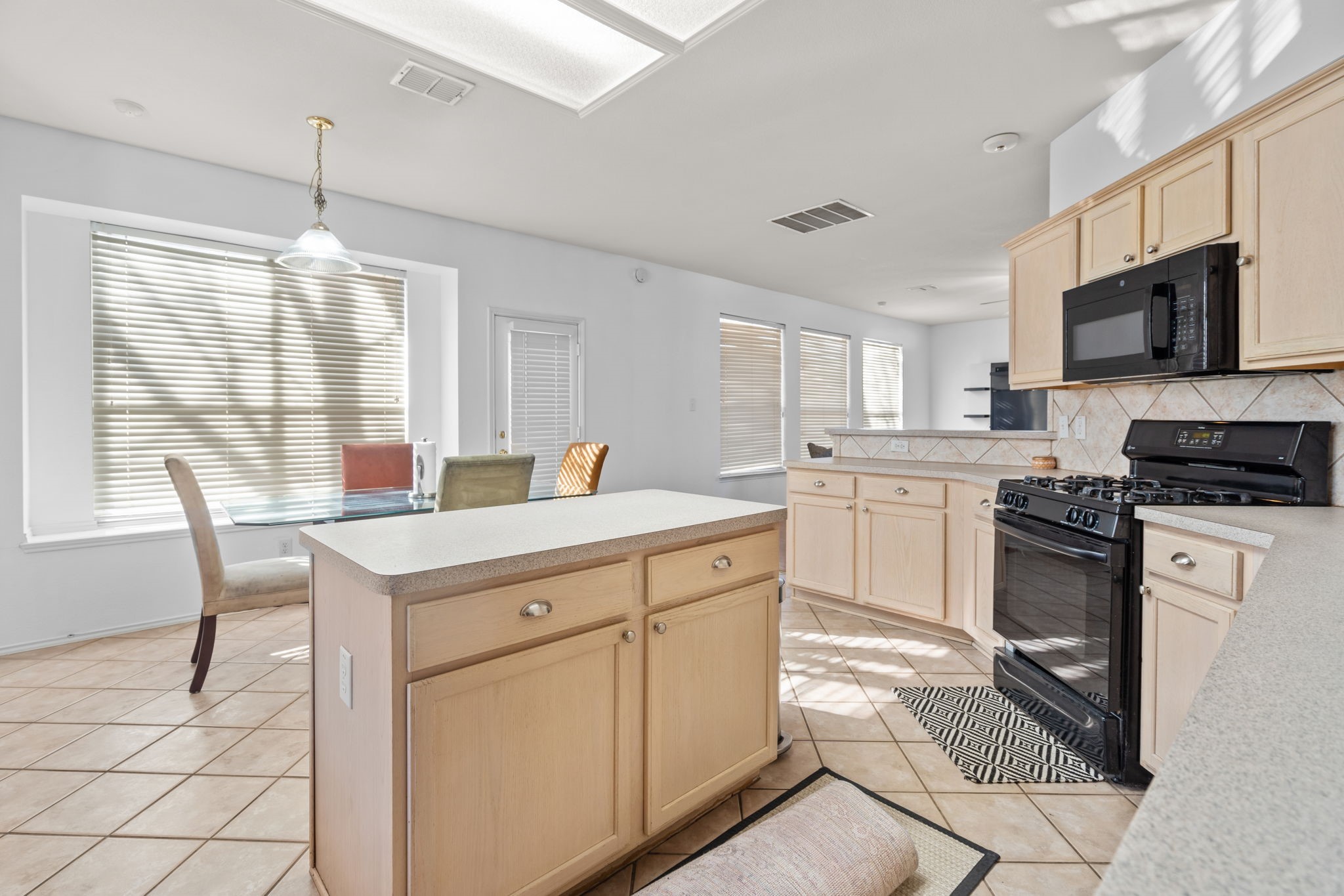 3116 Mason Avenue Corinth TX 76210