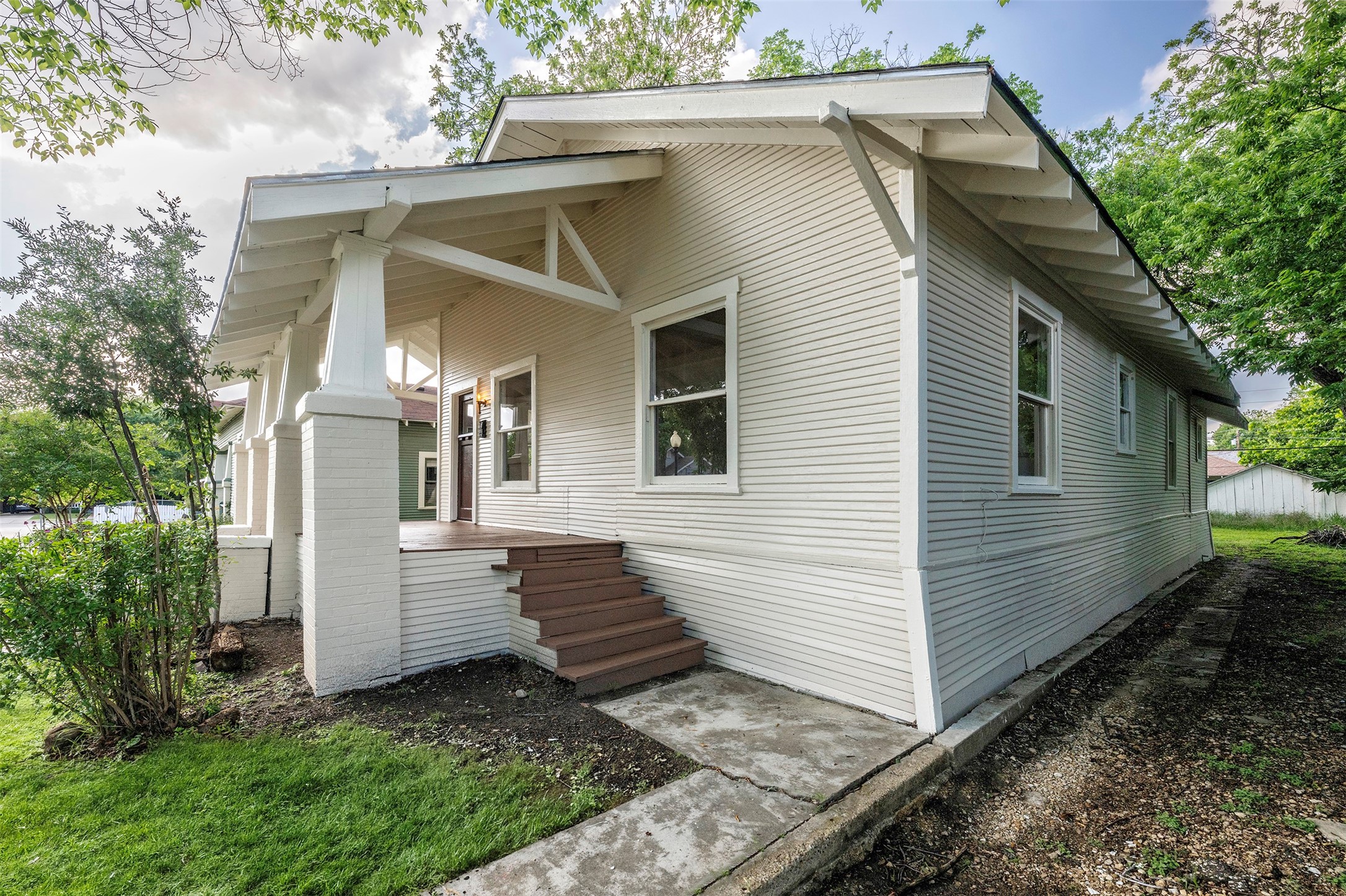 1212 Hawthorne Avenue Fort Worth TX 76110