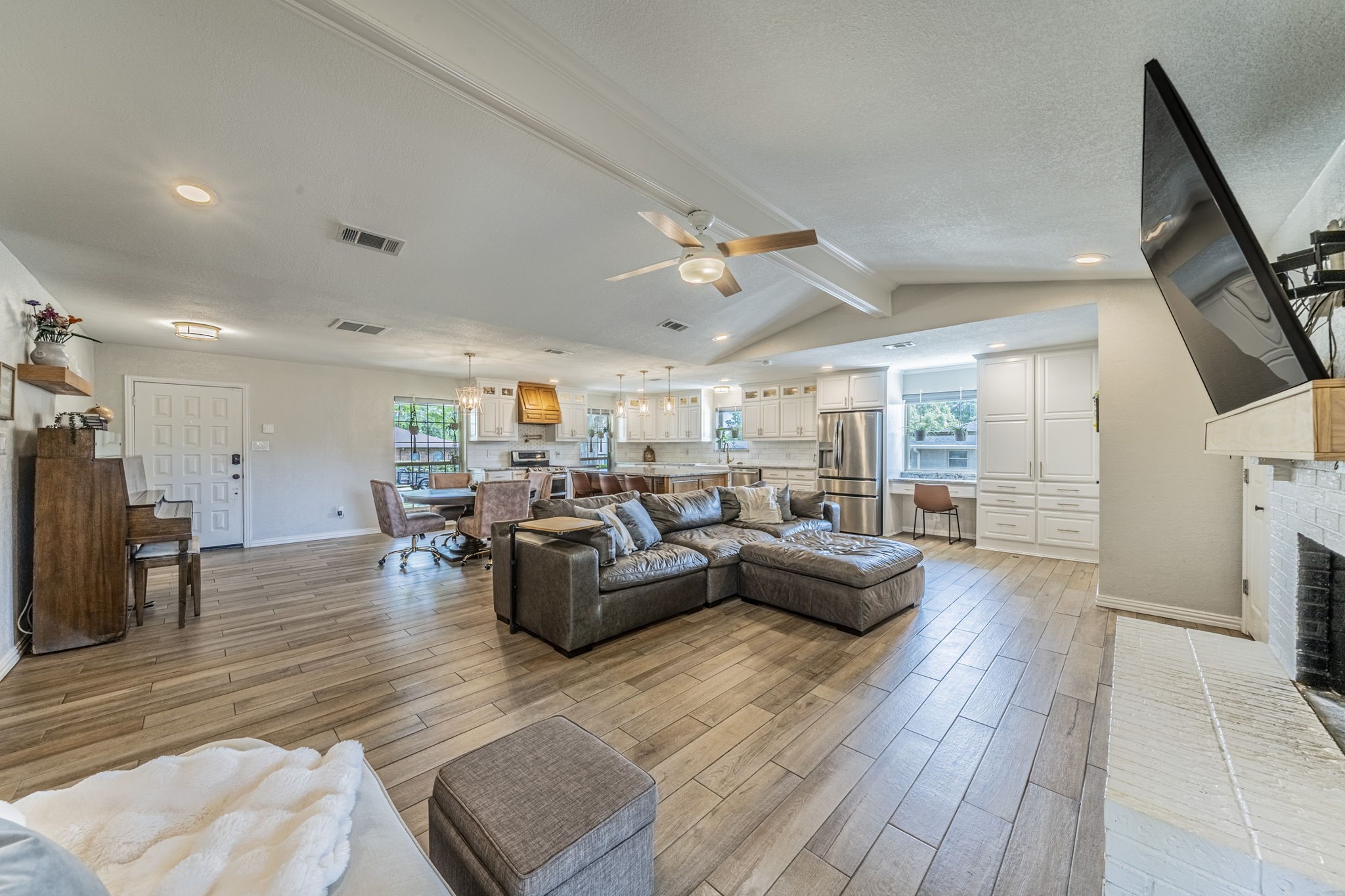 210 Bexar Drive Highland Village TX 75077