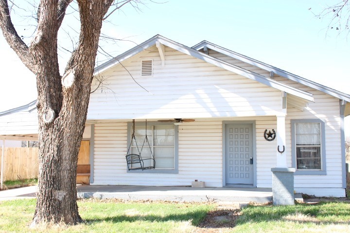 315 South 4th Hawley TX 79525