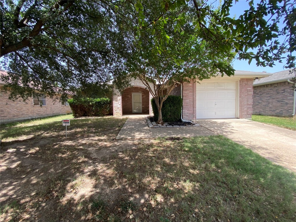 4023 Kiest Valley Parkway Dallas TX 75233