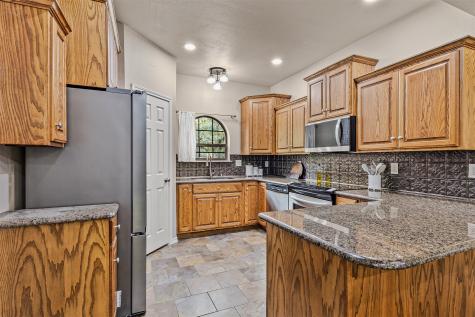 129 Donna Drive Gun Barrel City TX 75156