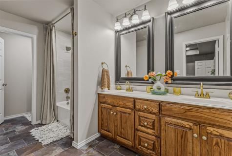 129 Donna Drive Gun Barrel City TX 75156