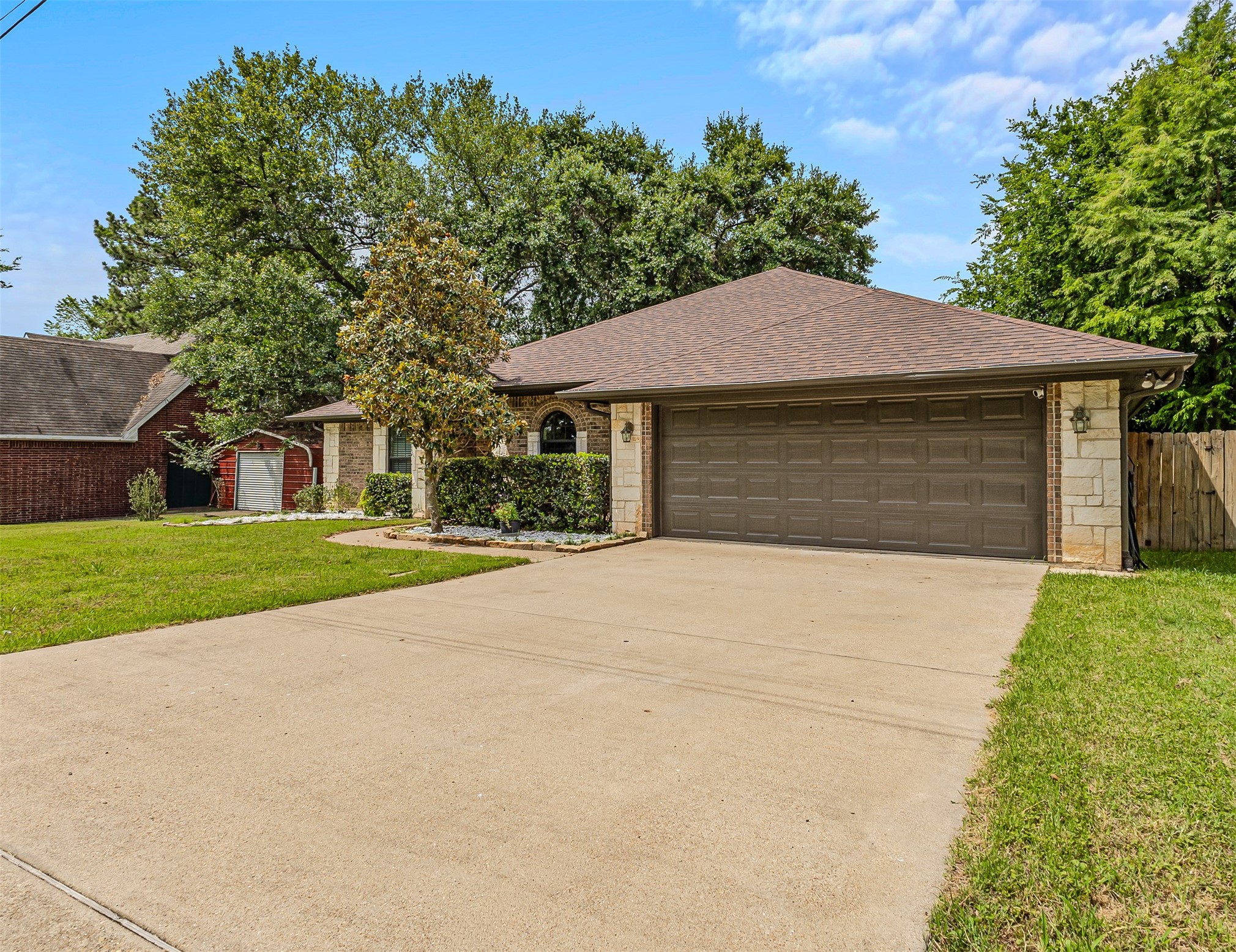 129 Donna Drive Gun Barrel City TX 75156