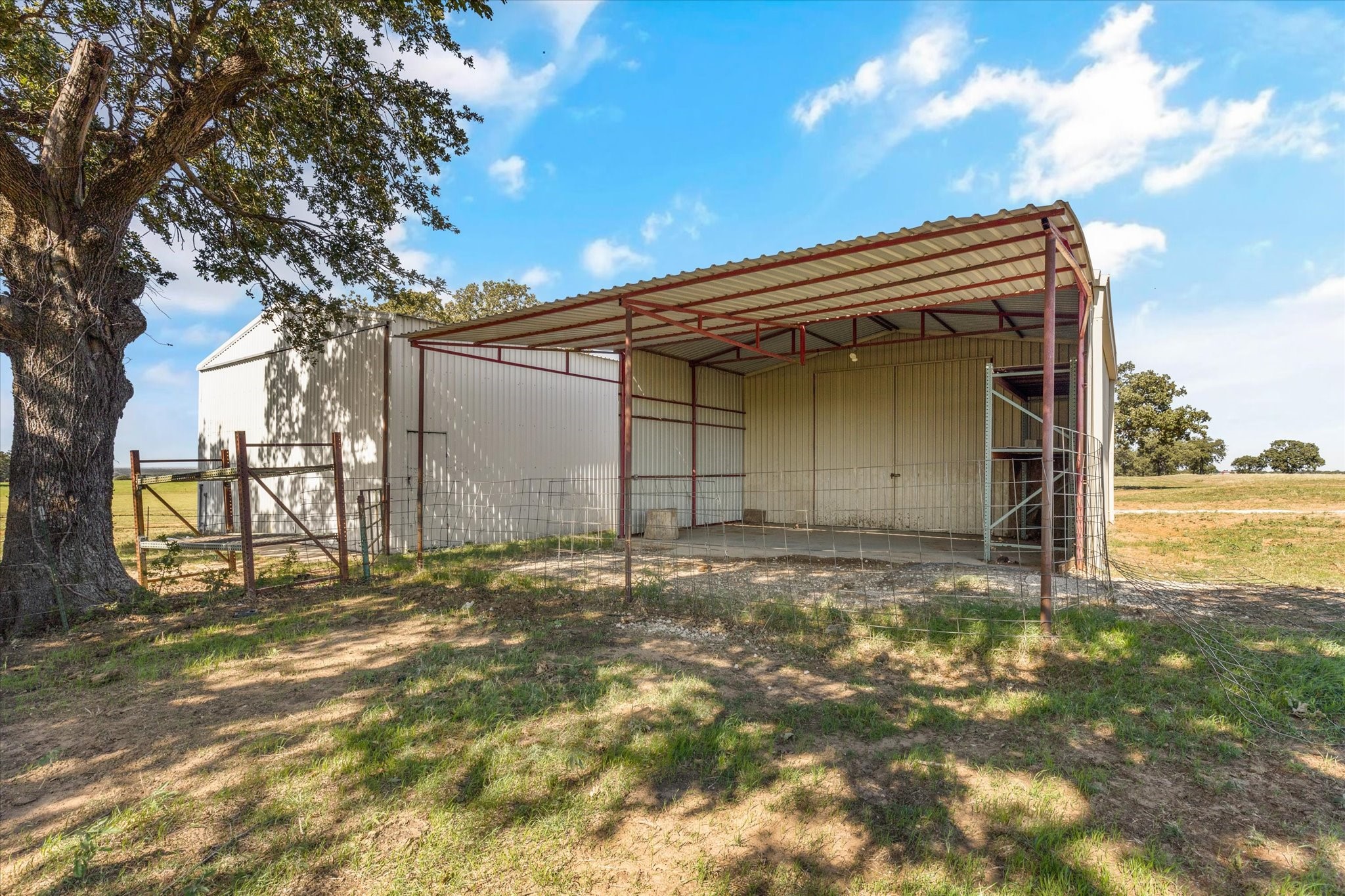 237 Hcr 1444 Blum TX 76627