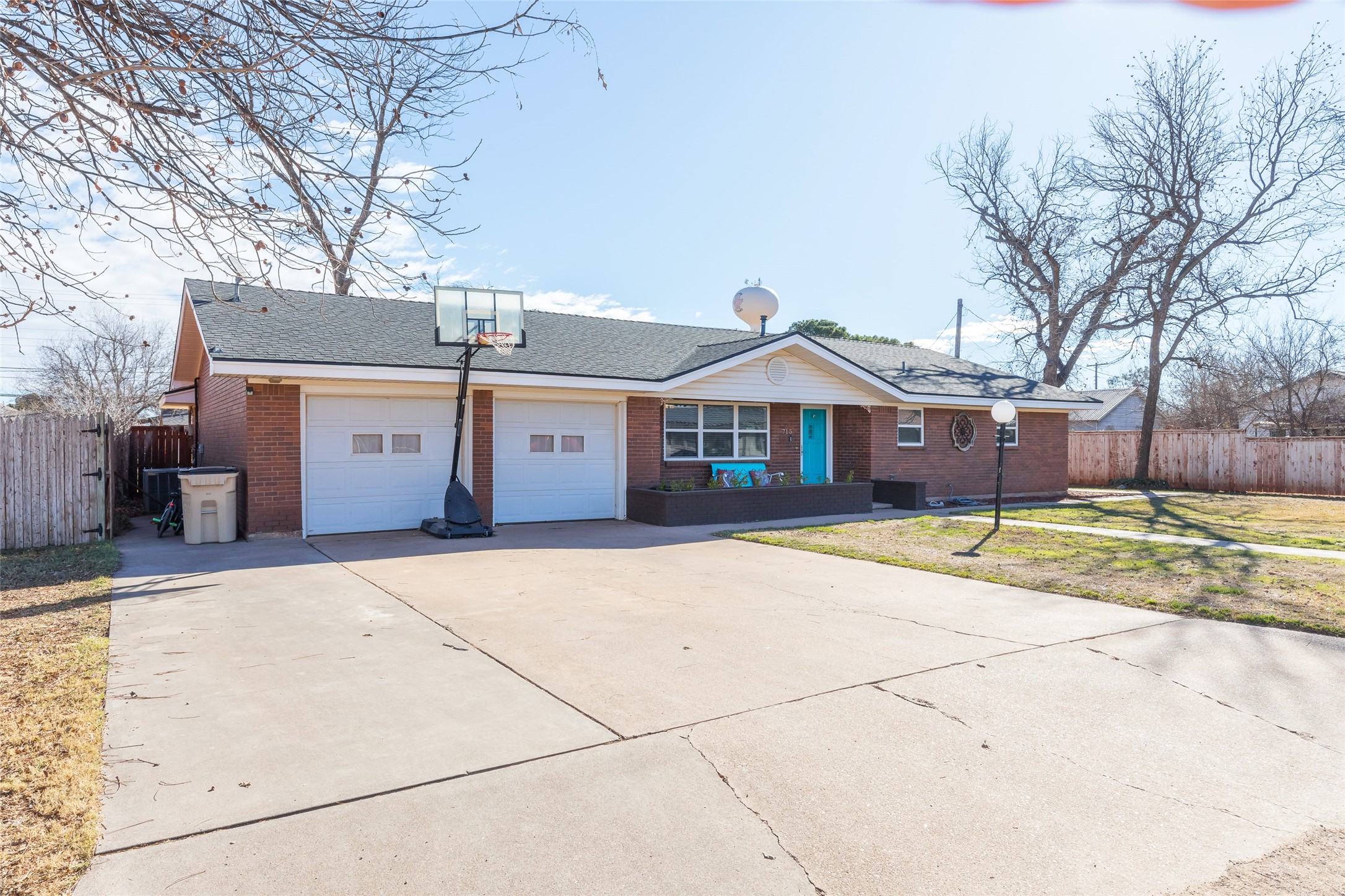 715 Avenue J Anson TX 79501