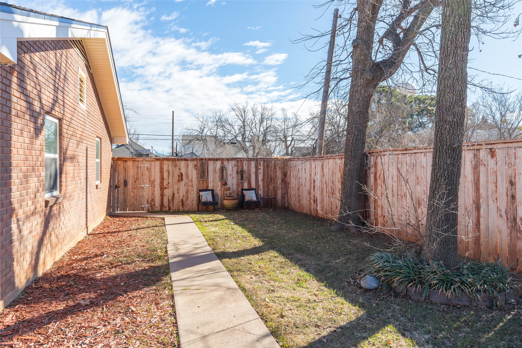 715 Avenue J Anson TX 79501