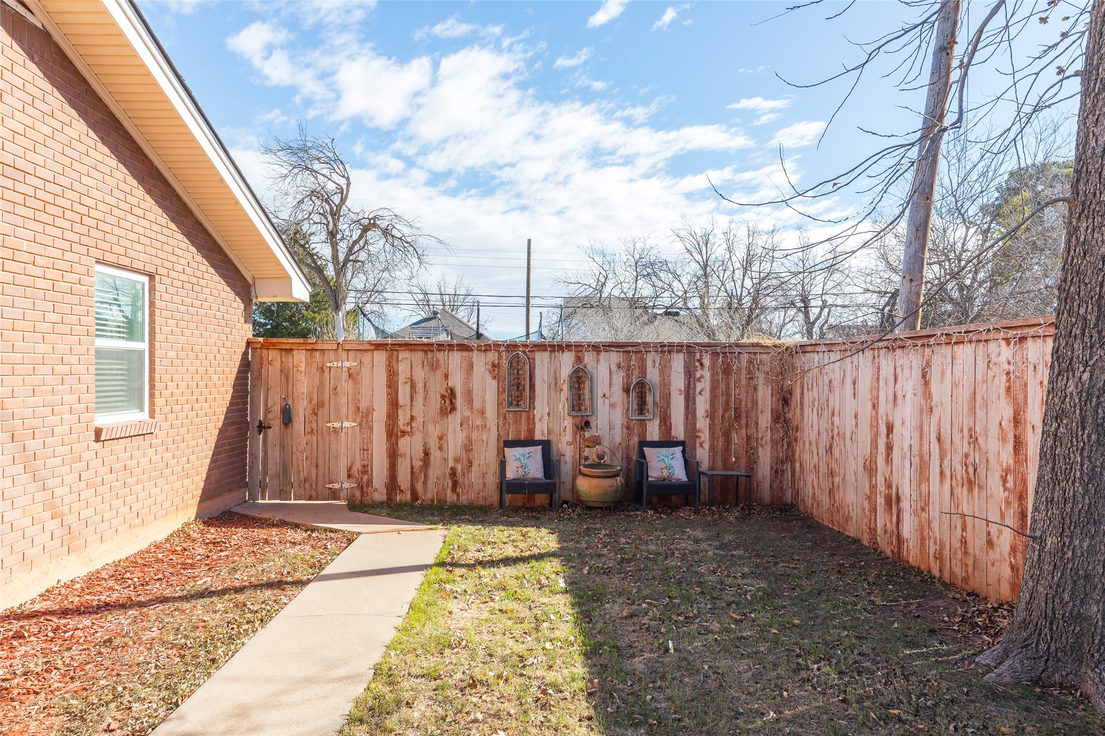 715 Avenue J Anson TX 79501