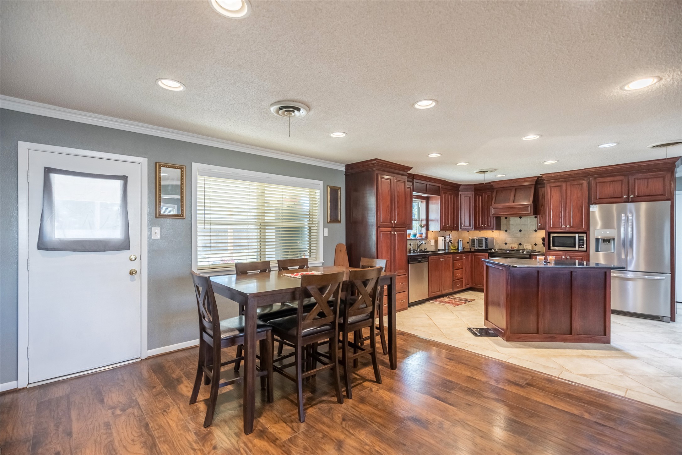 715 Avenue J Anson TX 79501