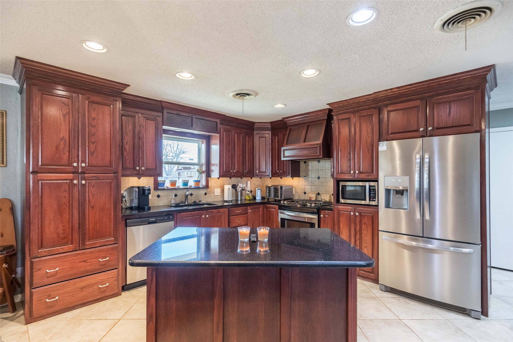 715 Avenue J Anson TX 79501