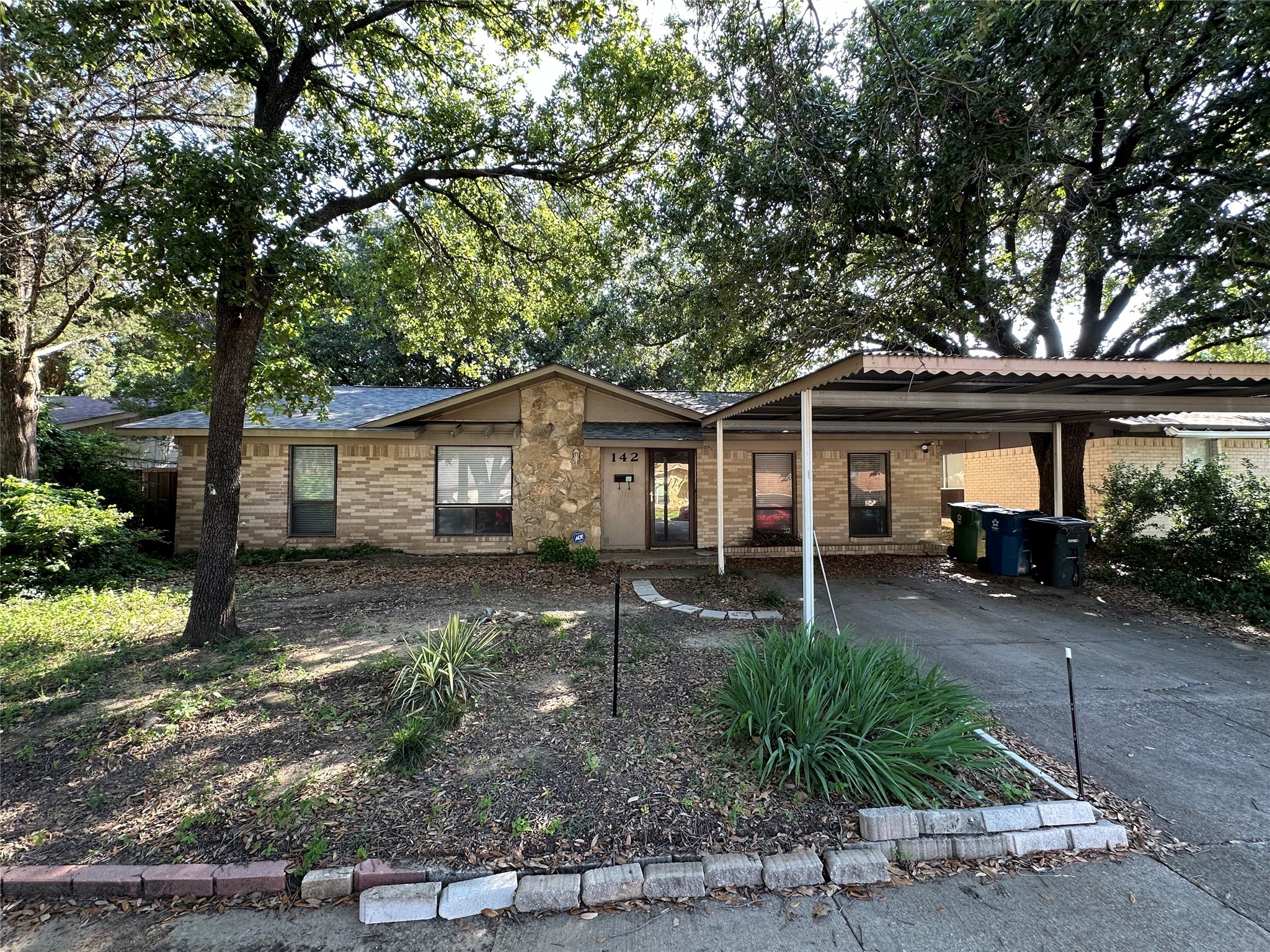 142 Price Drive Lewisville TX 75067