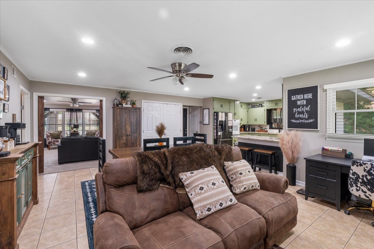 1904 W 4th Avenue Corsicana TX 75110