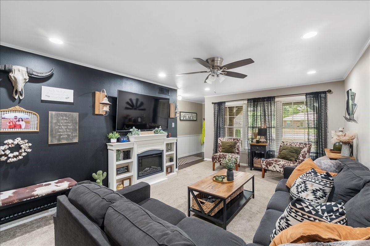 1904 W 4th Avenue Corsicana TX 75110