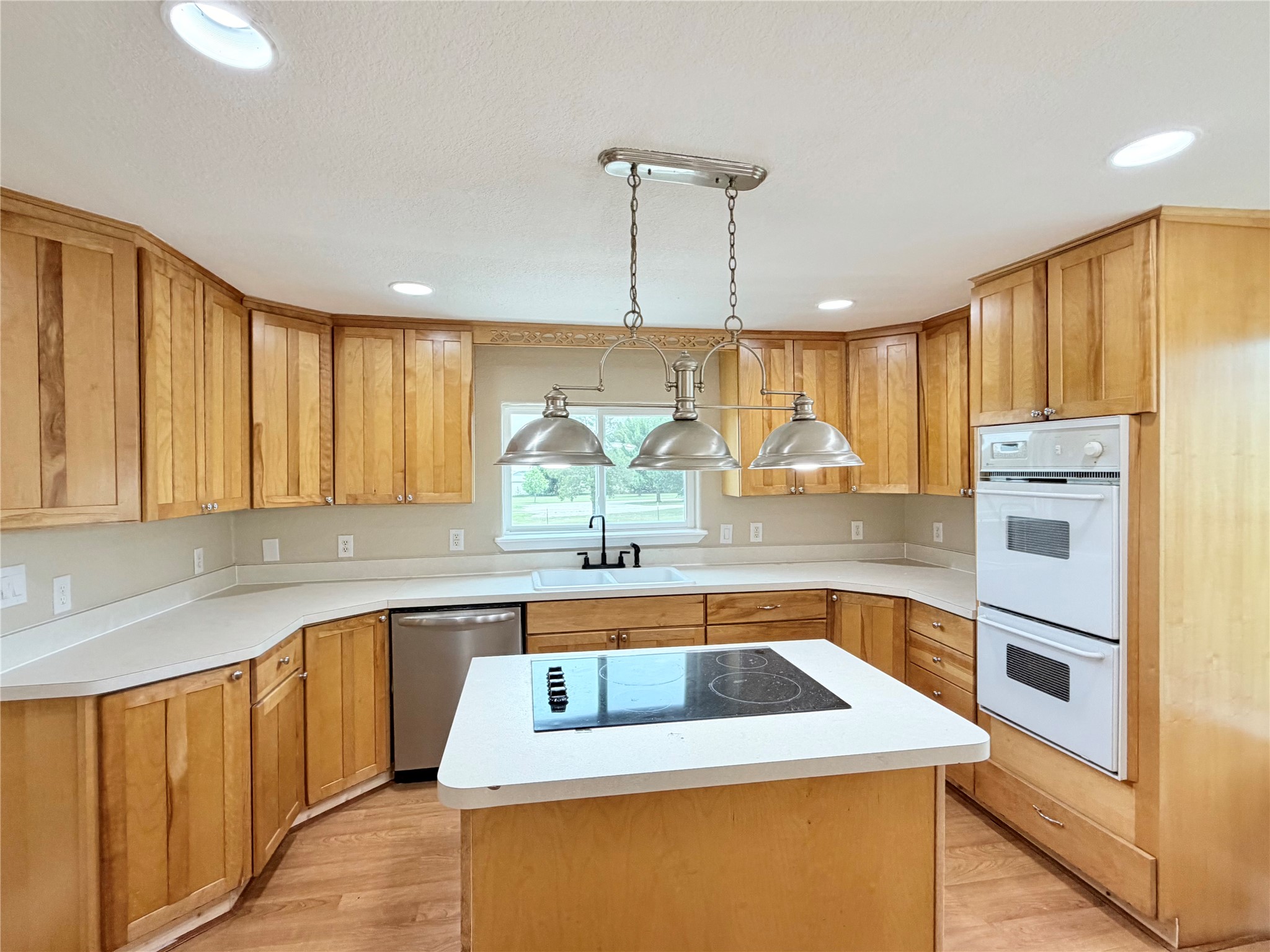 9717 Limestone Court Joshua TX 76058