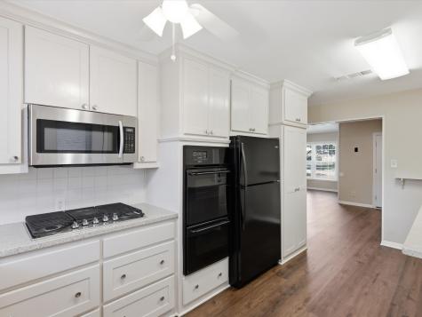 2210 Robinwood Lane Denton TX 76209