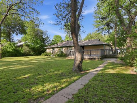 2210 Robinwood Lane Denton TX 76209