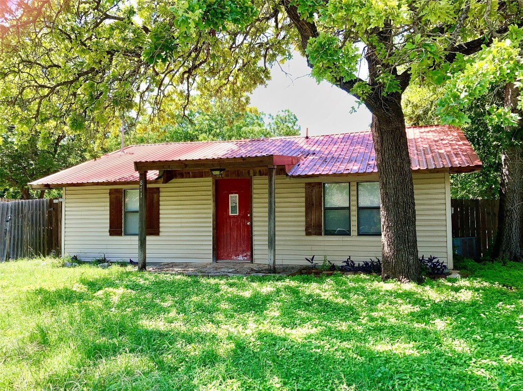 871 W Frey Street Stephenville TX 76401