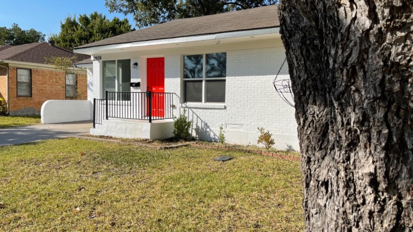 2509 Housley Drive Dallas TX 75228