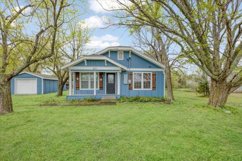 501 N Neal Street Commerce TX 75428