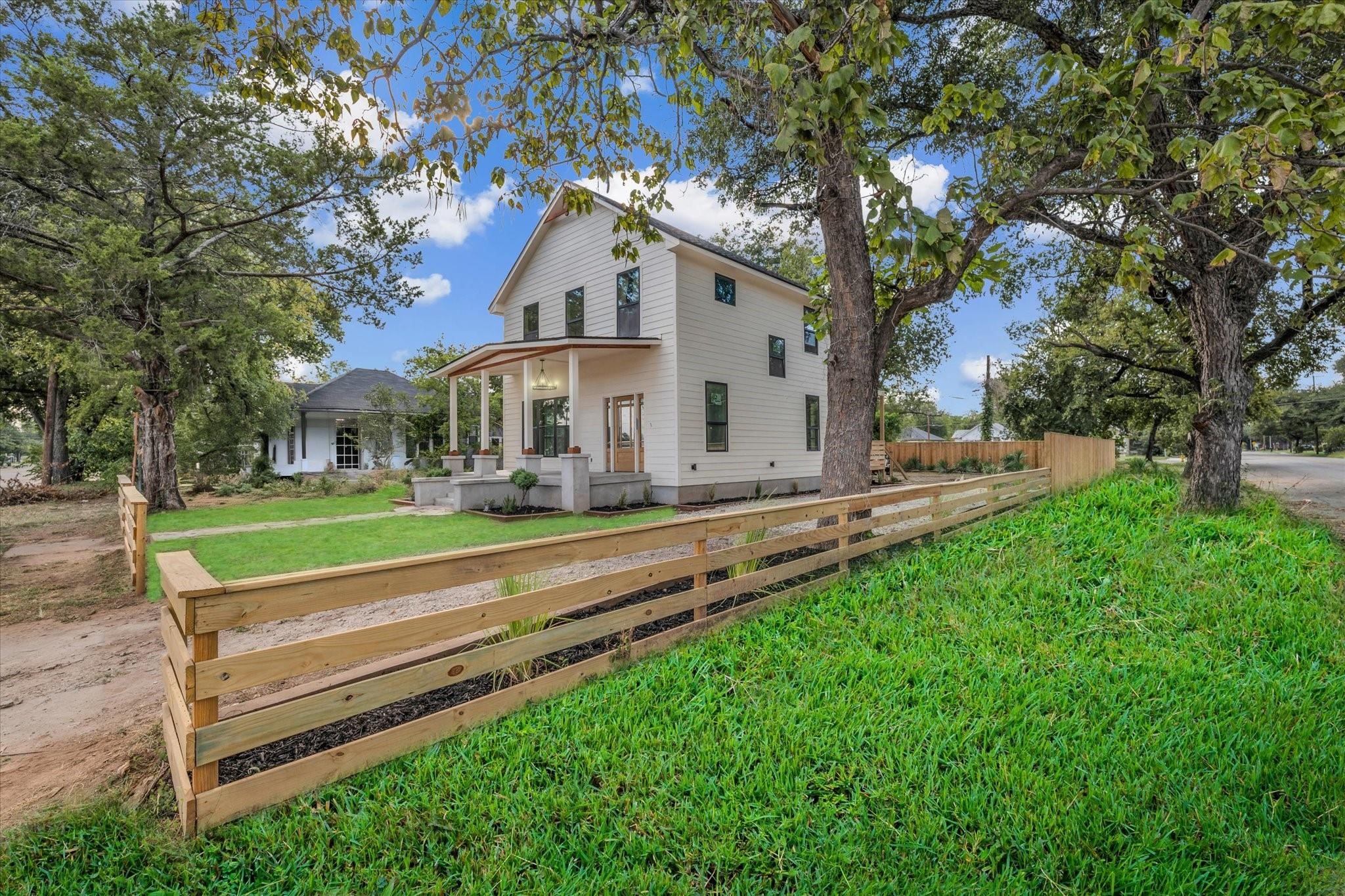 718 Tyler Street Waco TX 76704