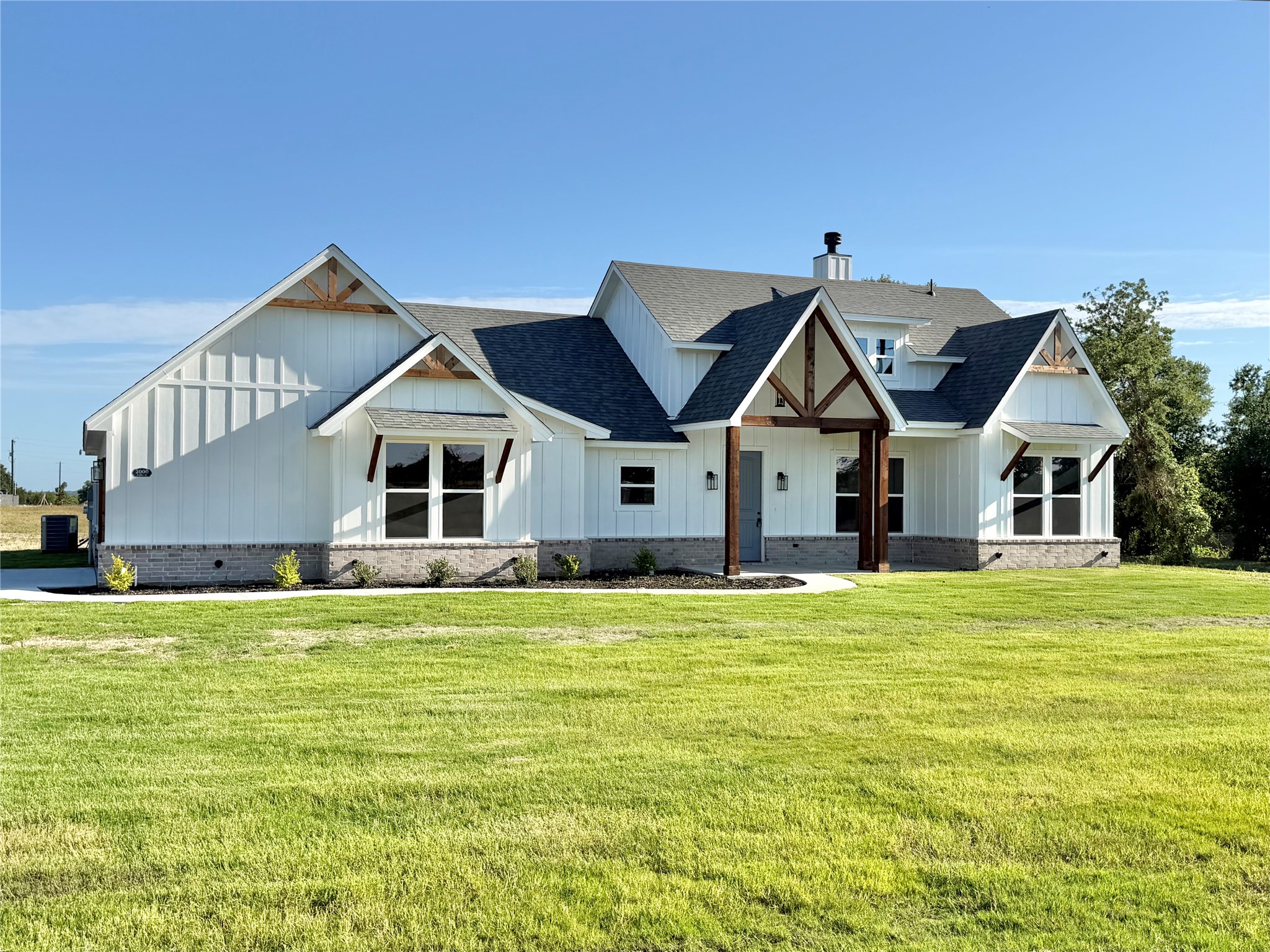 2000 Collin Street Weatherford TX 76085