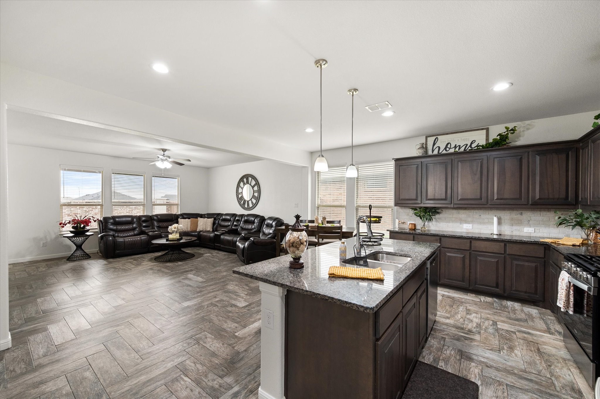 15860 Farringdon Street Fort Worth TX 76247