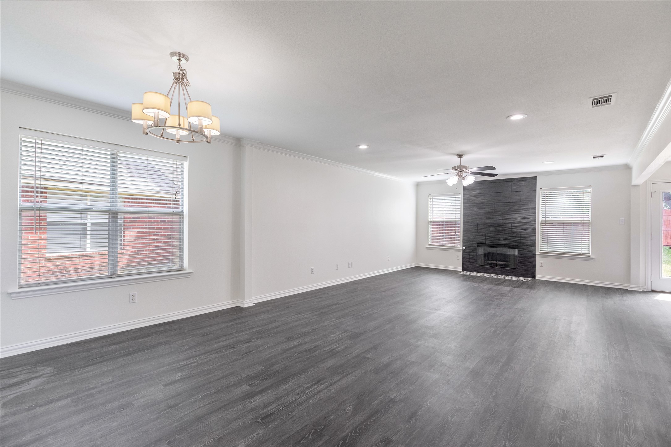 901 Saddle Drive Euless TX 76039