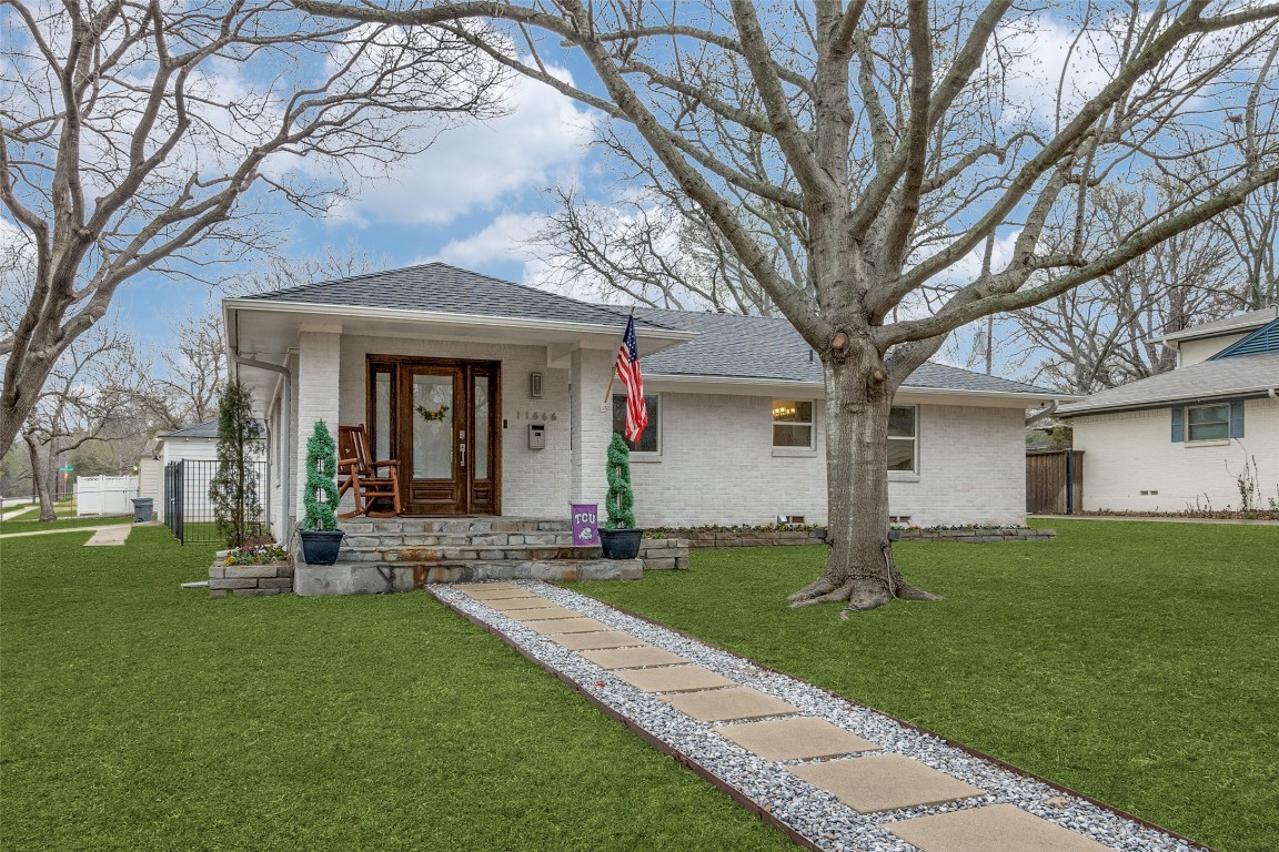11666 Saxon Street Dallas TX 75218