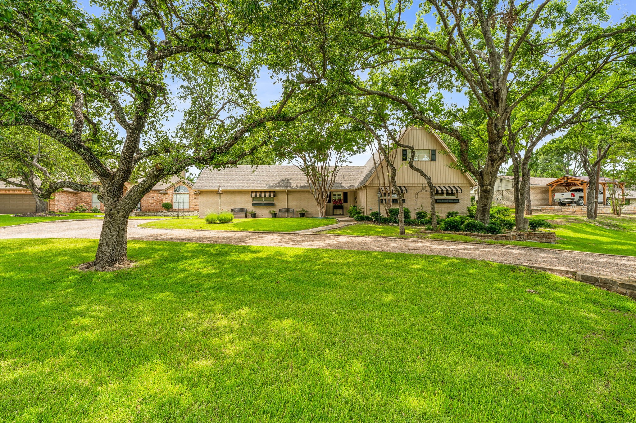 6111 Laredo Court Granbury TX 76049
