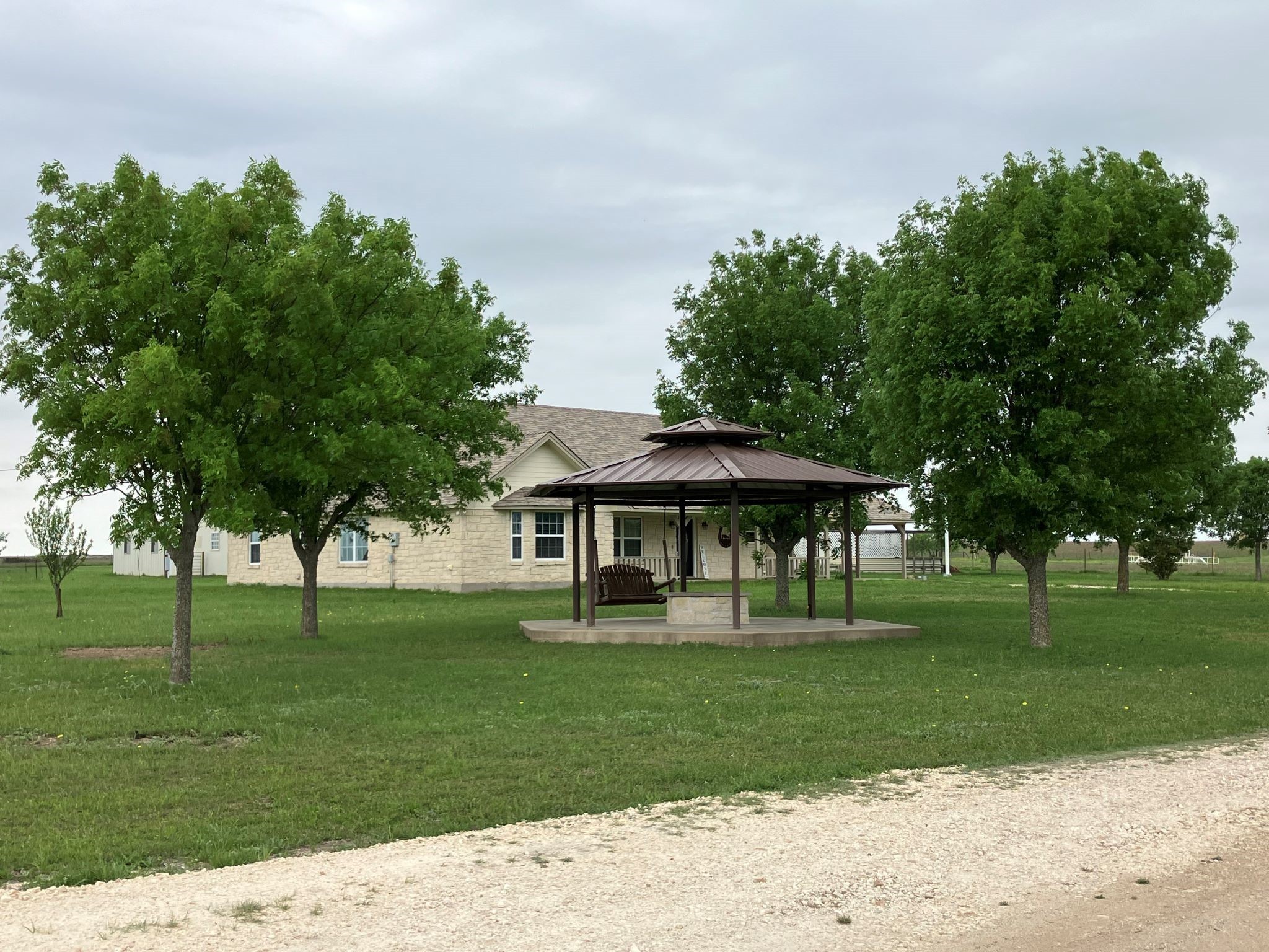 1501 N County Road 1226 Godley TX 76044