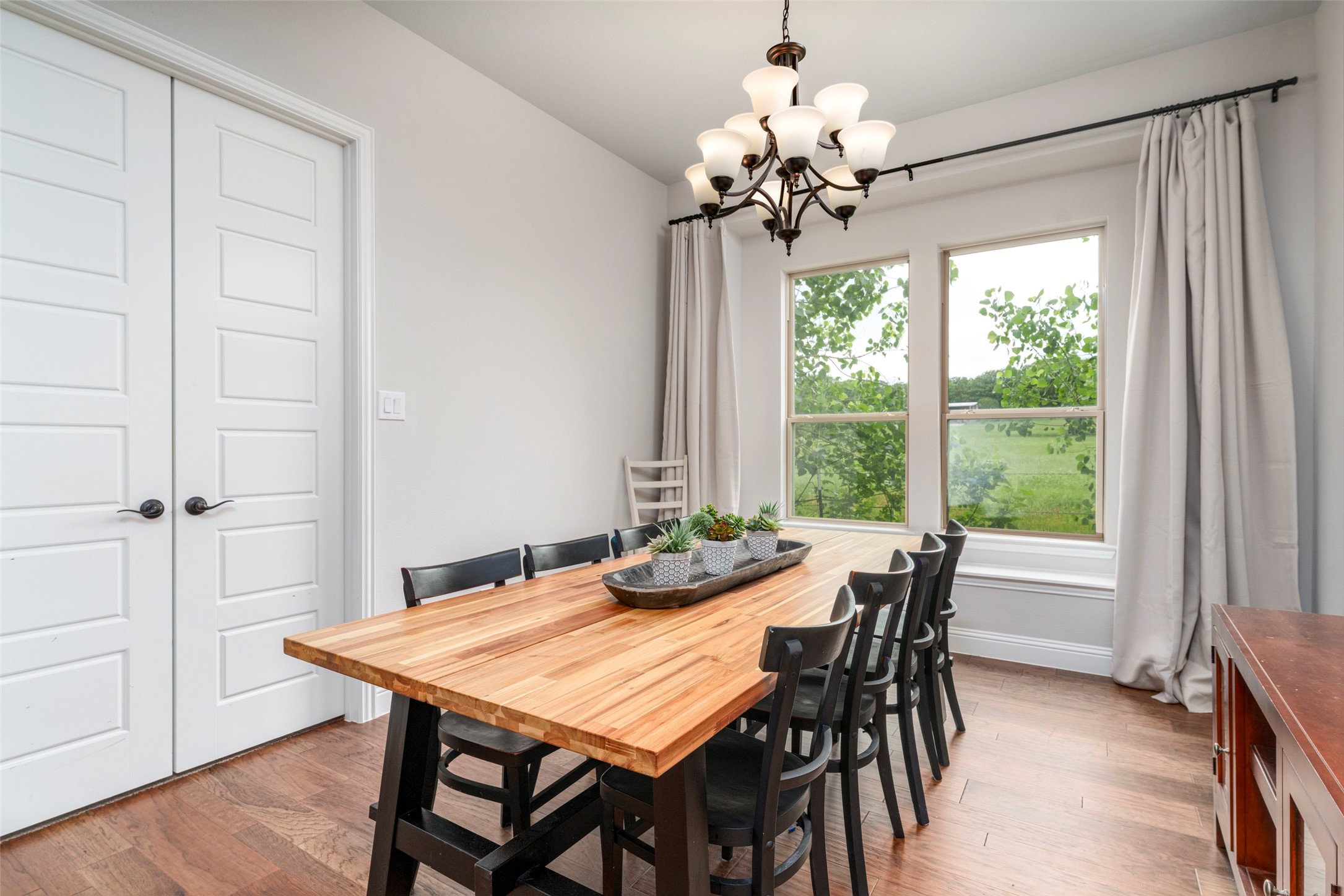 1237 Levee Lane Kennedale TX 76060