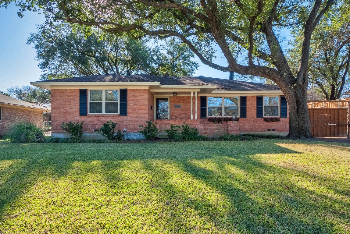 9906 Crestwick Drive Dallas TX 75238