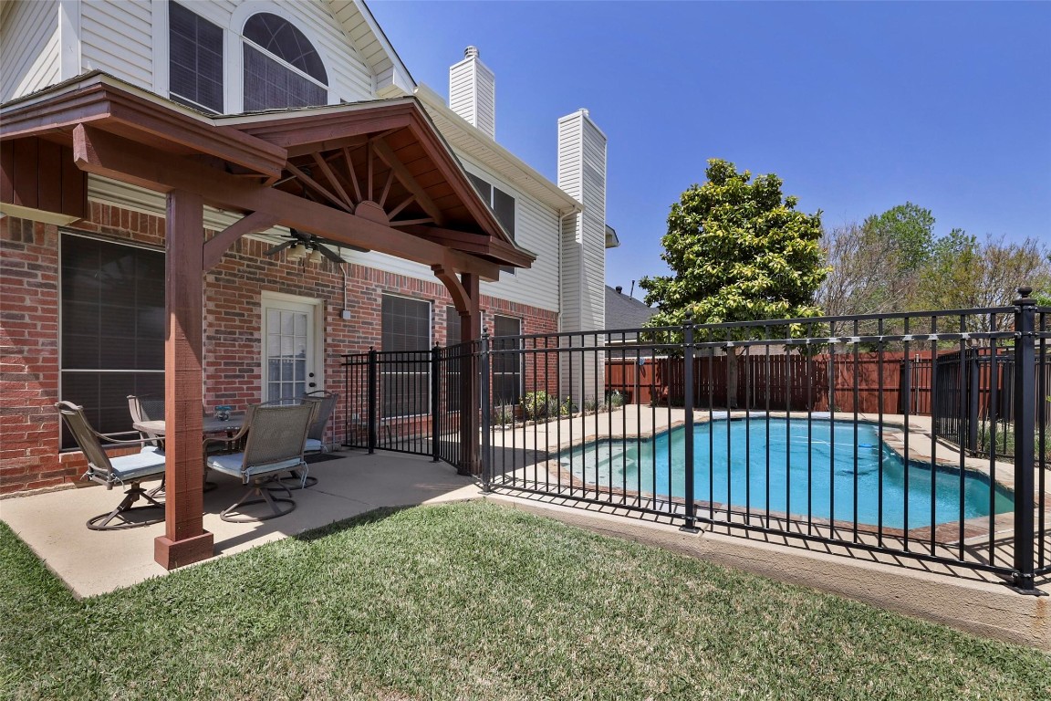 2200 Kings Forest Lane Flower Mound TX 75028