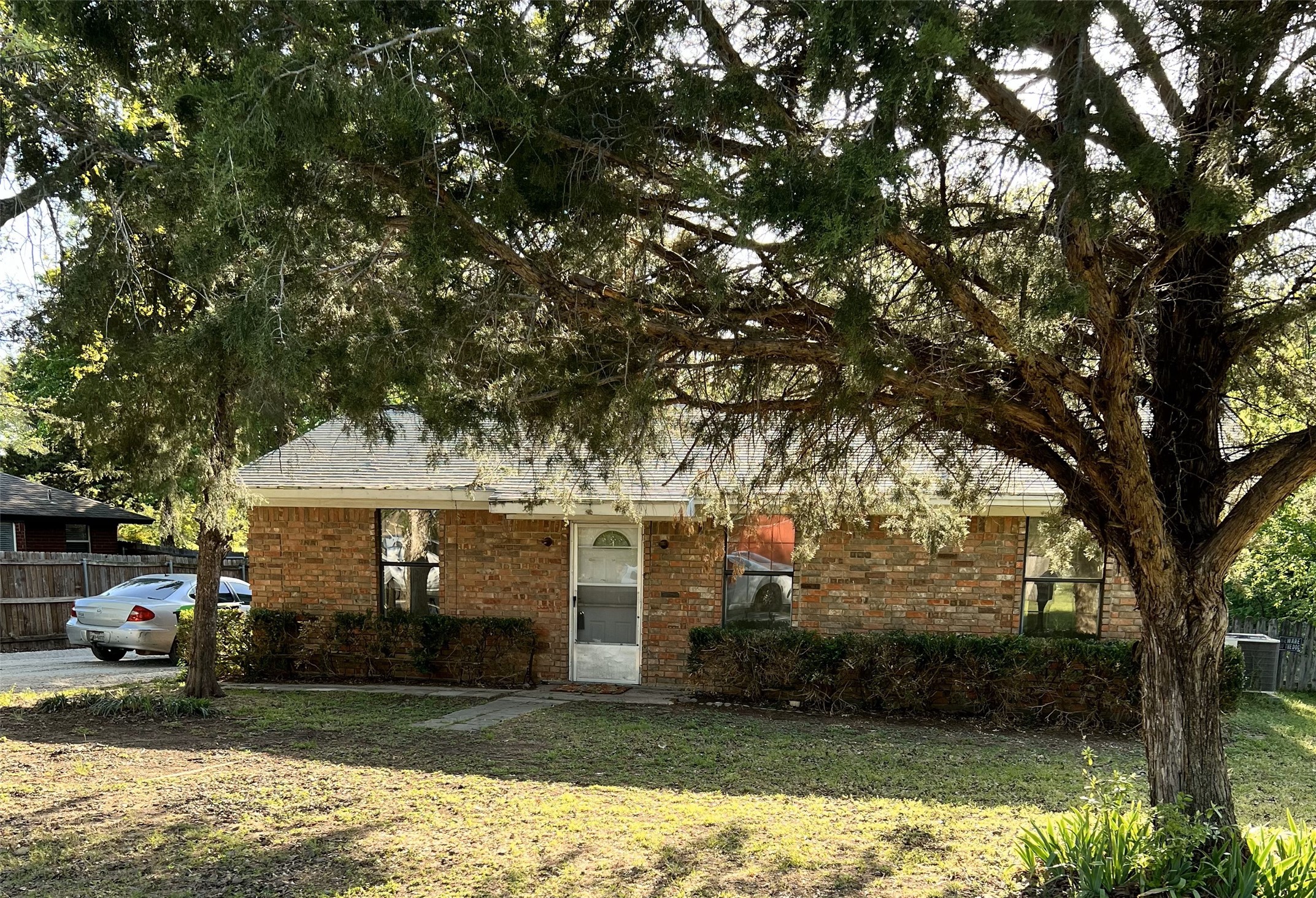 302 N Agnew Street Boyd TX 76023