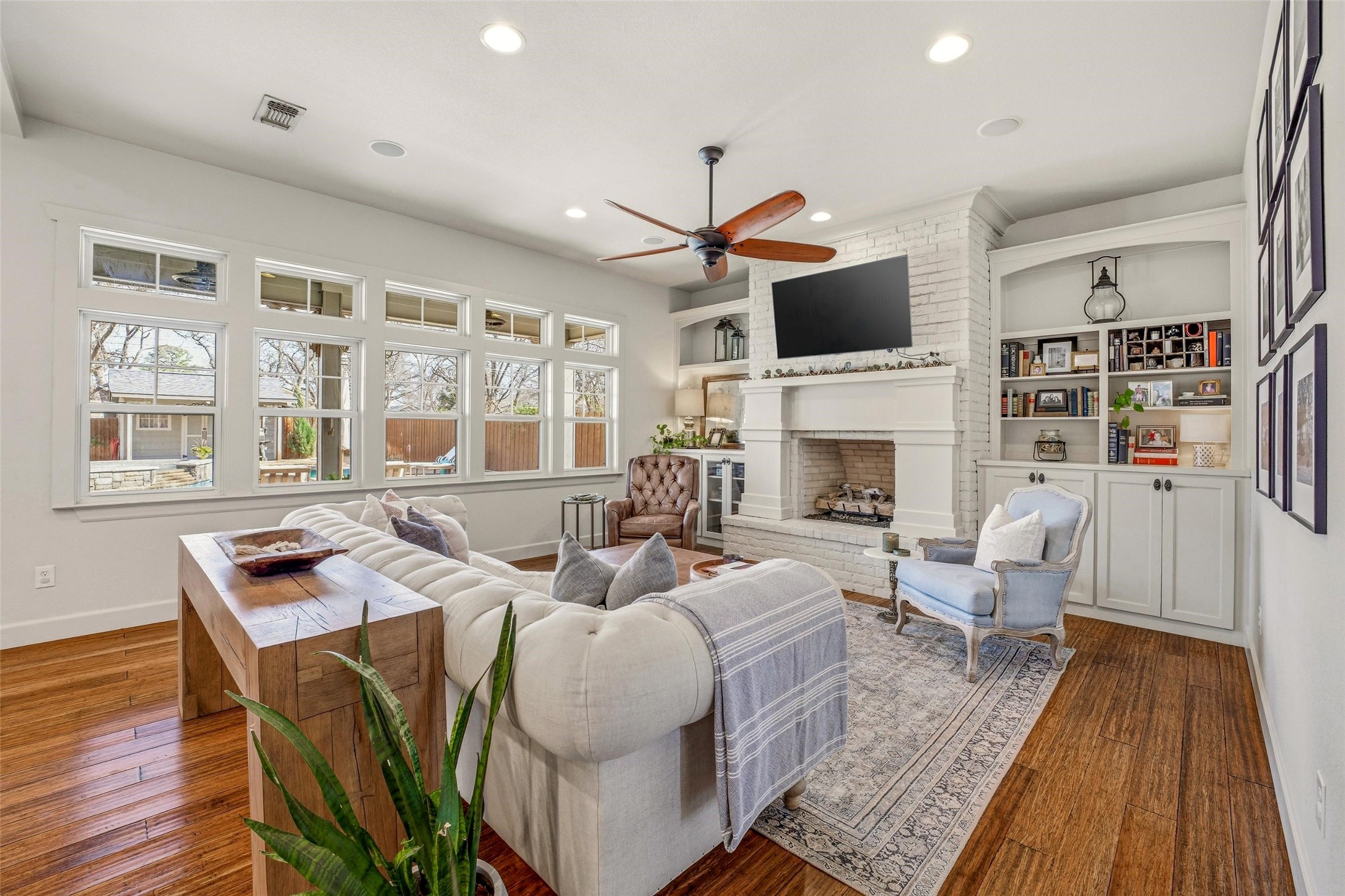 907 Cherry Street Graham TX 76450