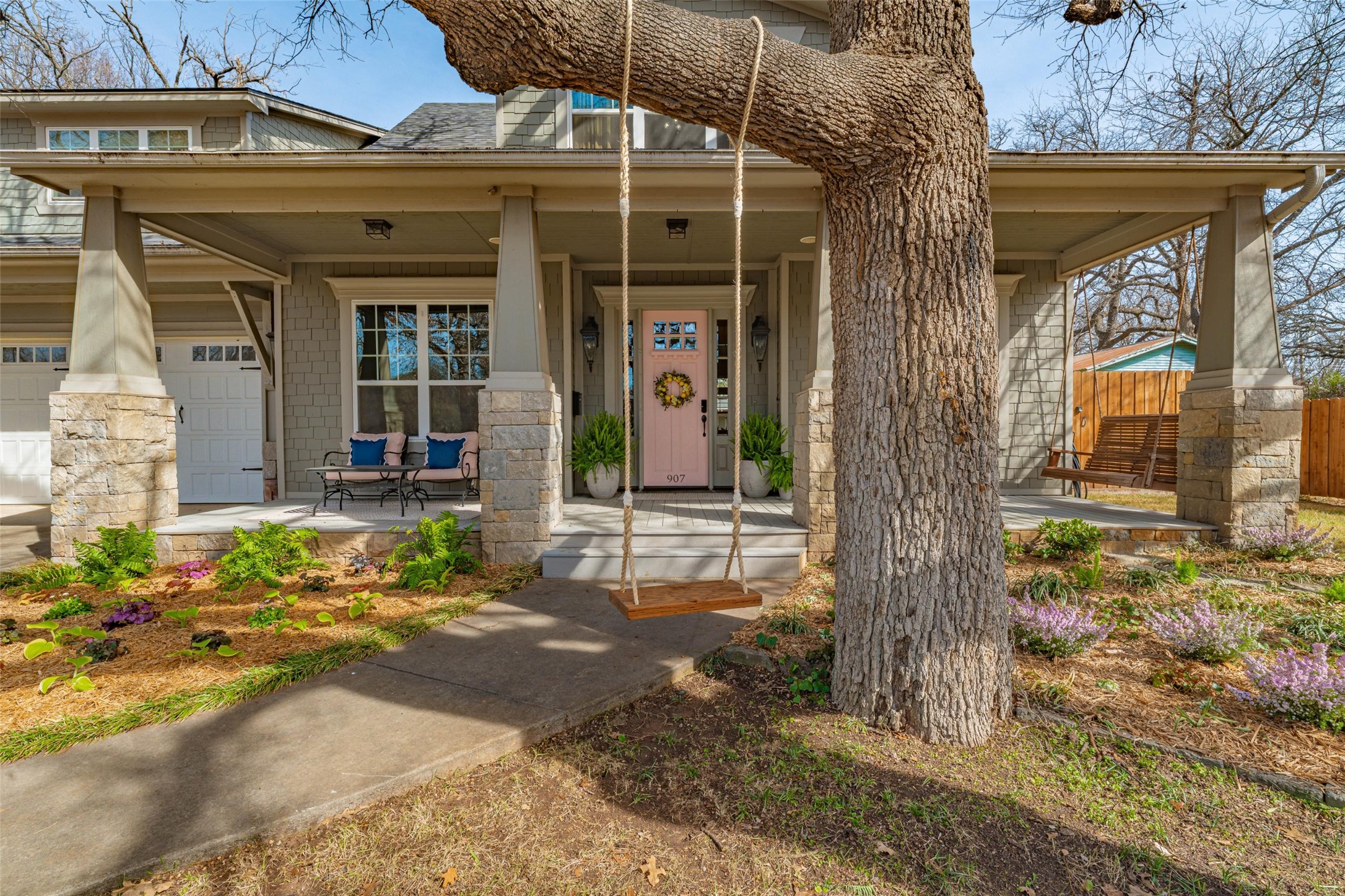 907 Cherry Street Graham TX 76450