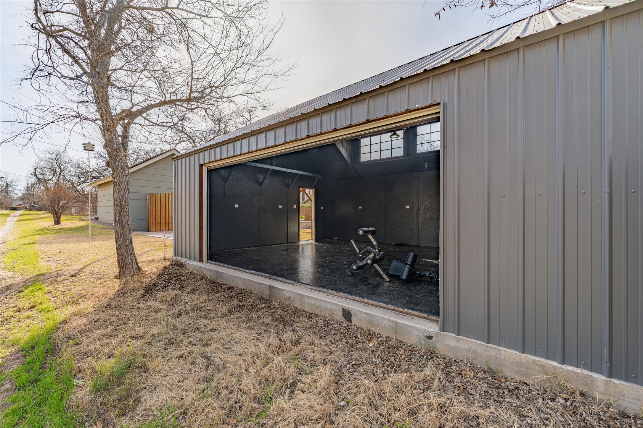 907 Cherry Street Graham TX 76450