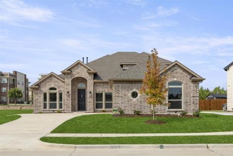309 Tradd Street Glenn Heights TX 75154