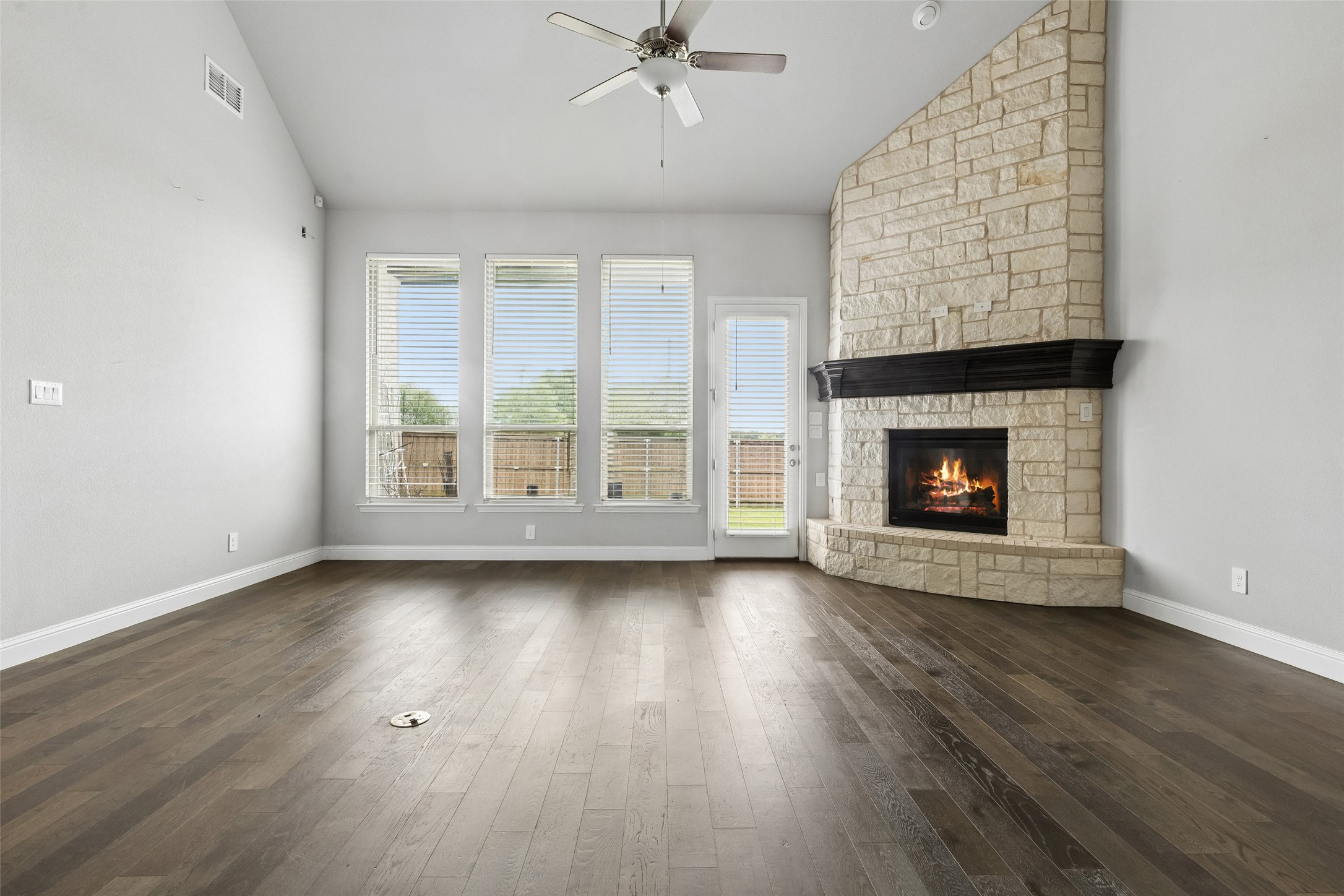 1043 Manchester Drive Wylie TX 75098