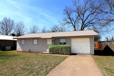 1450 N Ivy Street Stephenville TX 76401