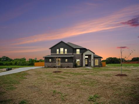 979 Beaverbrook Lane Desoto TX 75115
