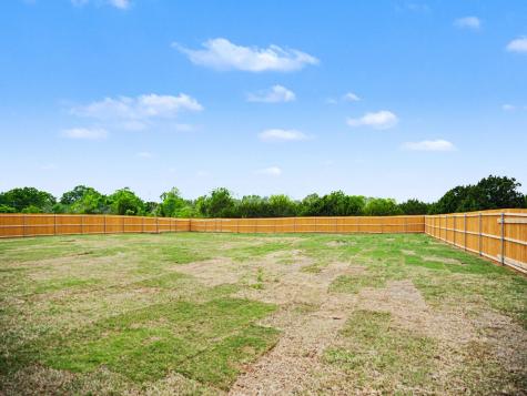 979 Beaverbrook Lane Desoto TX 75115