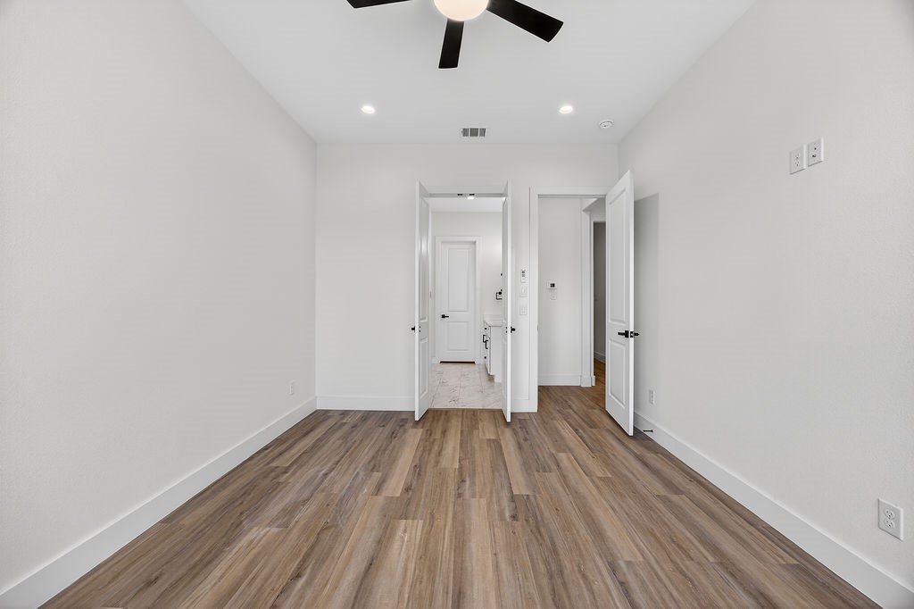 2701 S Jones Street Fort Worth TX 76104